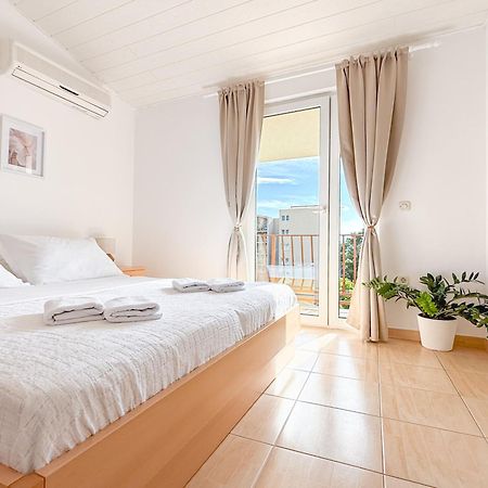 Beach Resort Apartments Bucina Baska Voda Exterior photo